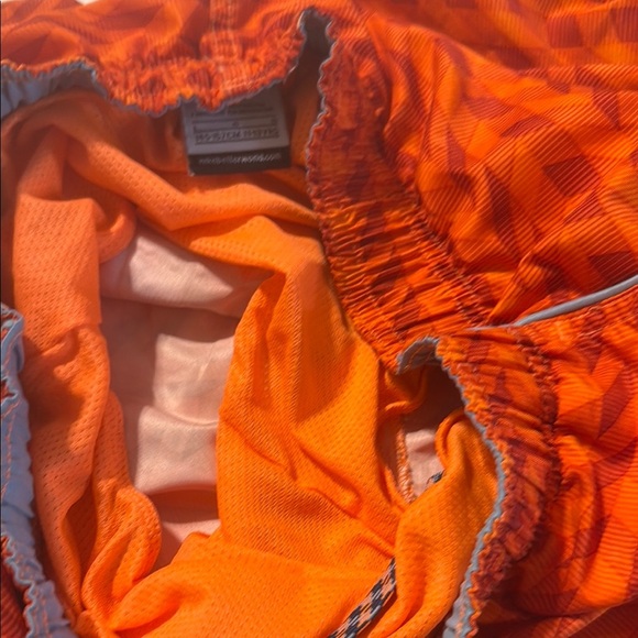 Nike Orange Geometric Swim Shorts Casual Athletic Wear - Picture 3 of 4